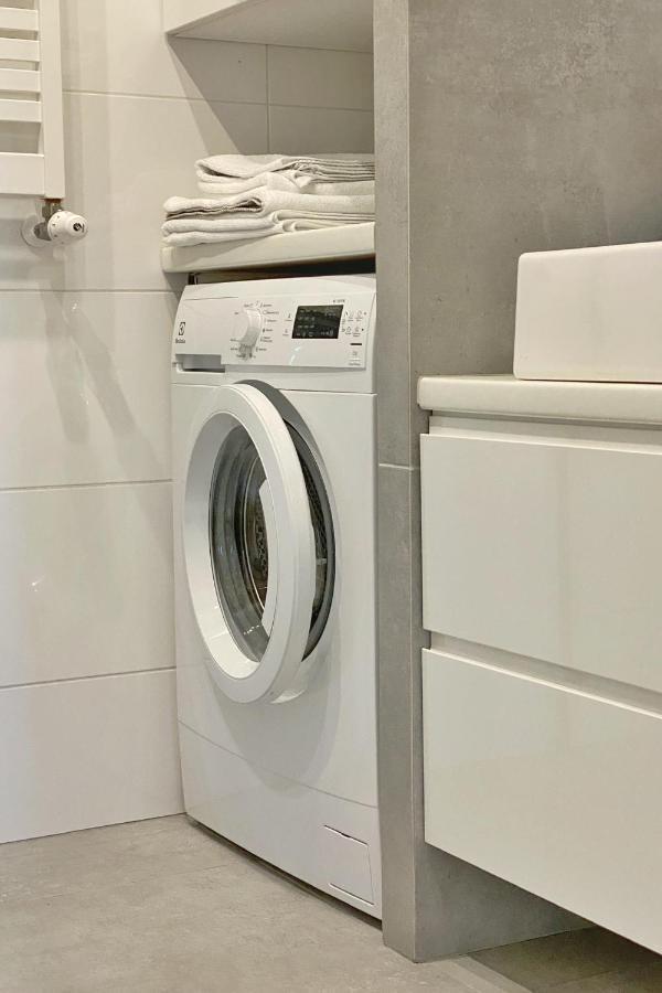 Capital Towers - Apartament Green Z Widokiem Na Rzeke Rzeszow Ngoại thất bức ảnh