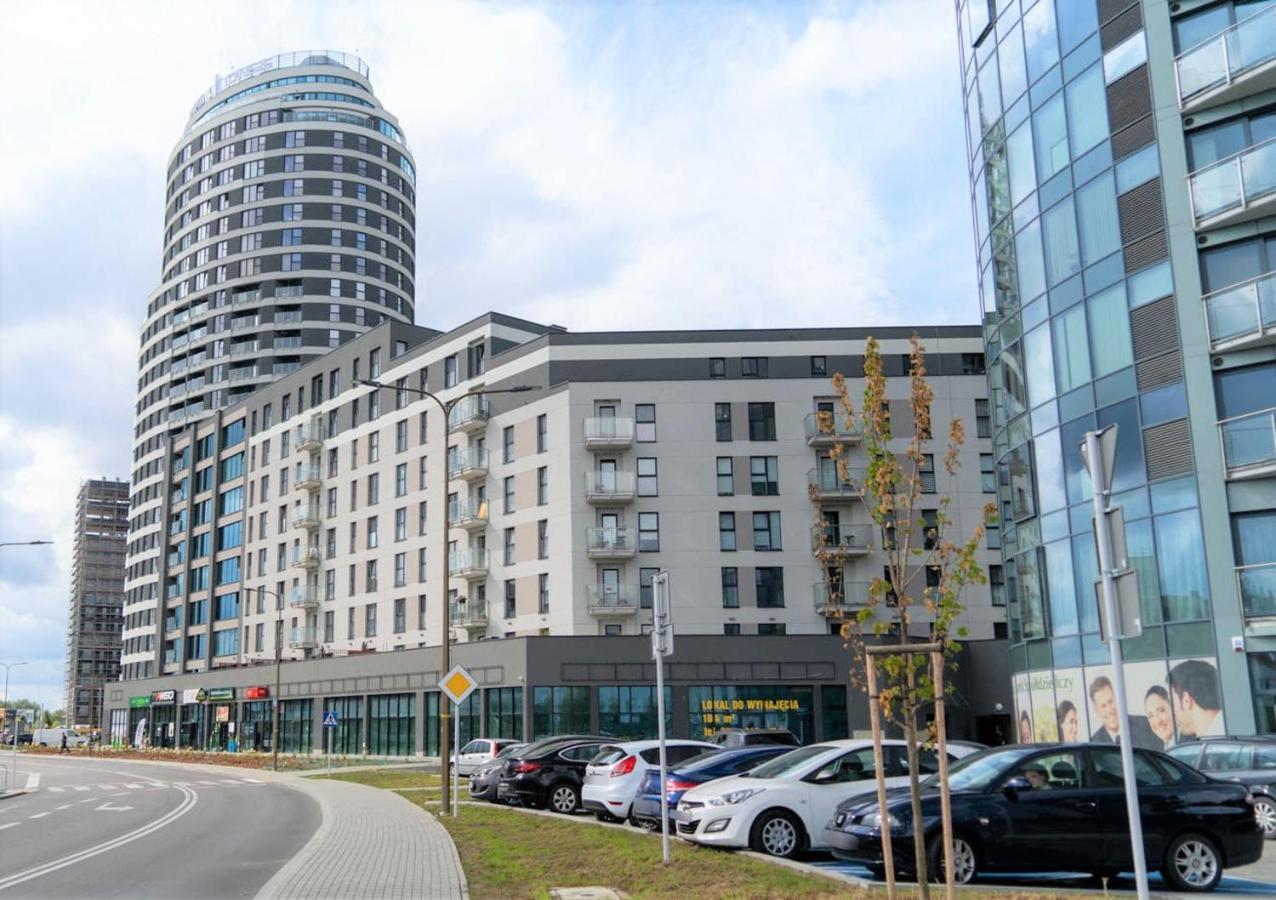 Capital Towers - Apartament Green Z Widokiem Na Rzeke Rzeszow Ngoại thất bức ảnh